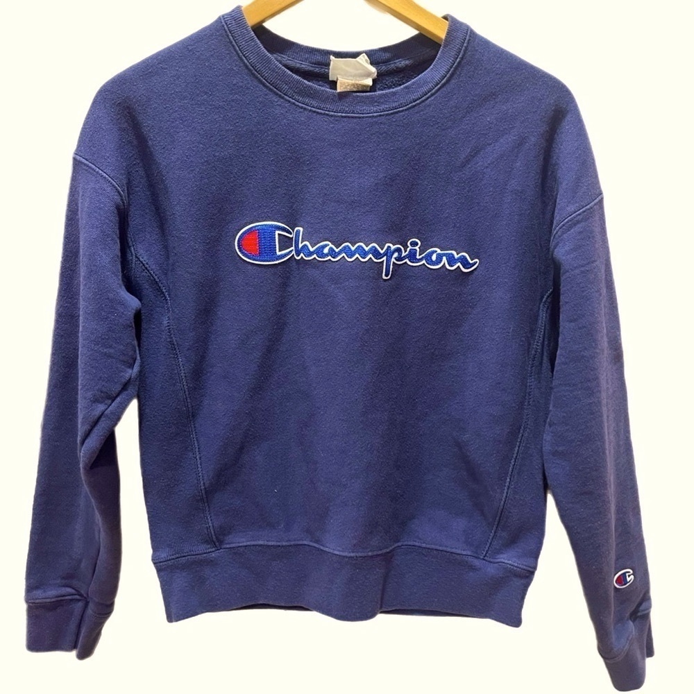 Vintage Y2K Champion Crew Neck Reverse Weave Sweatshirt in Navy Size Small - Picture 4 of 6